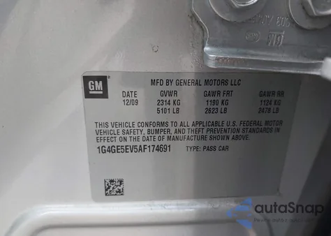 2010 Buick Lacrosse Cxs z USA, uszkodzony, nr VIN 1G4GE5EV5AF174691